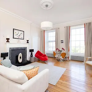  Apartment Joivy Contemporary Flat In The New Town